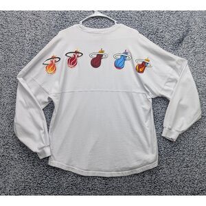 Court Culture Miami Heat Basketball Shirt Unisex S Oversized Pullover Logo White